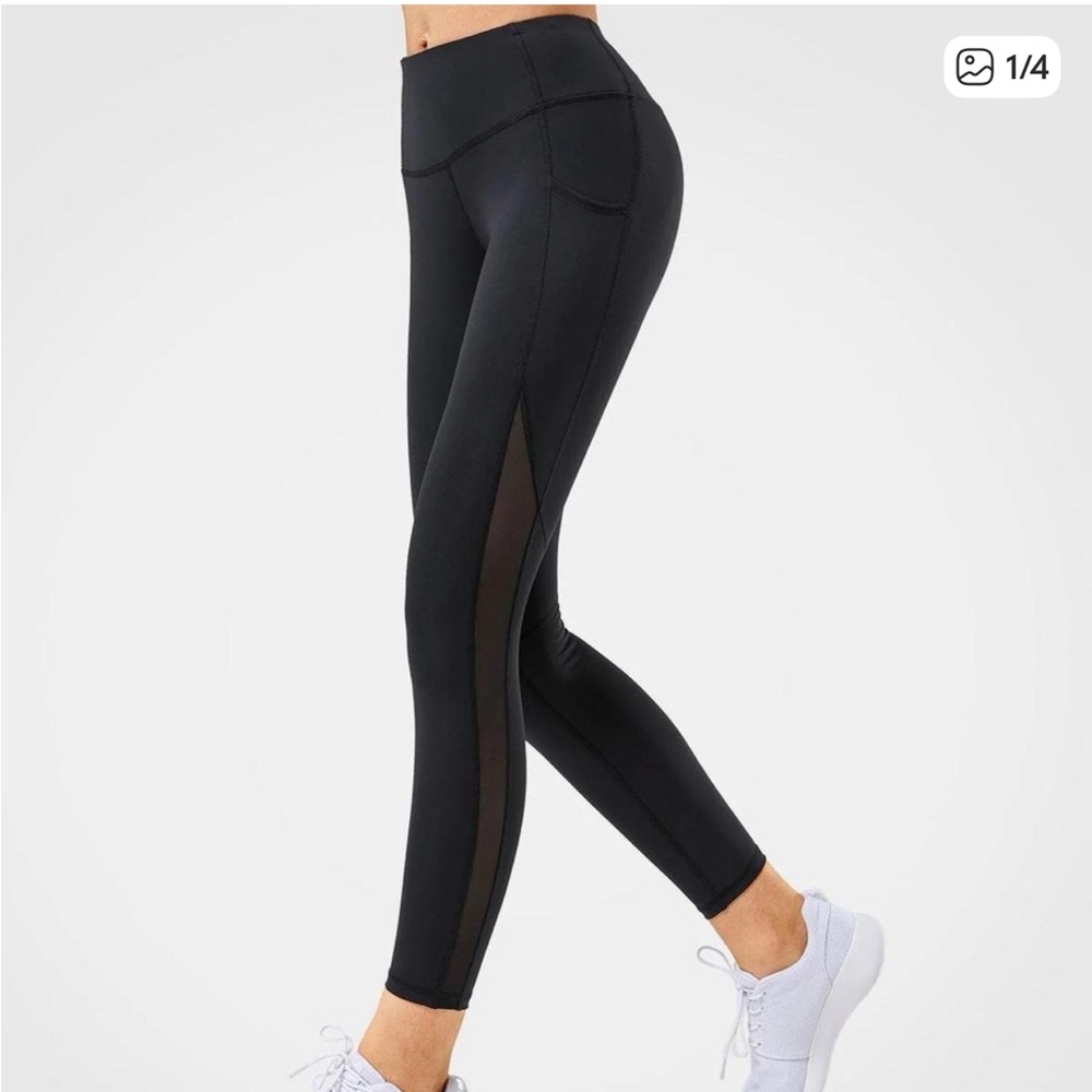 Lululemon Black Wunder Train Leggings with Mesh Detail